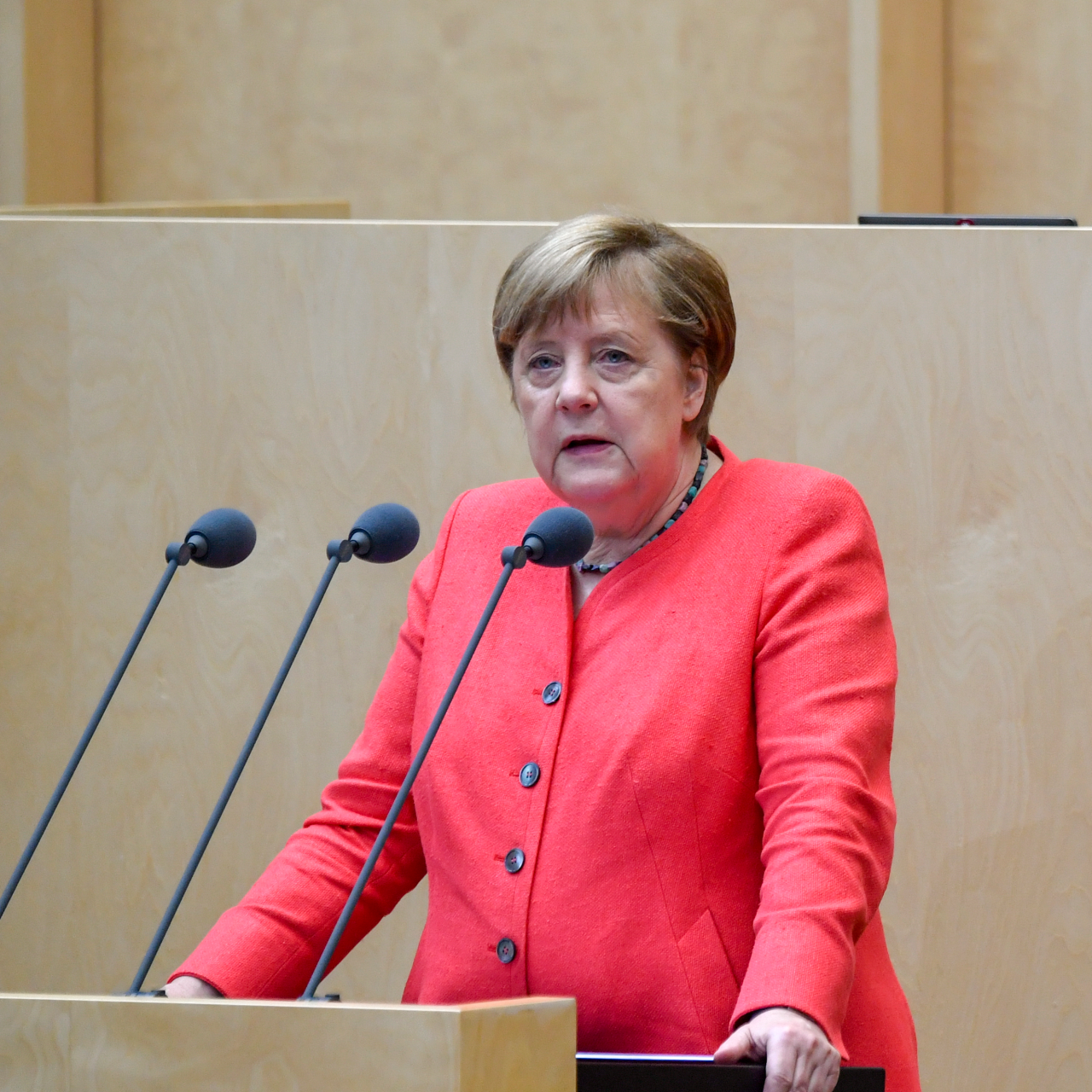 Angela Merkel urges the EU to speak to China with 'one voice' - CGTN