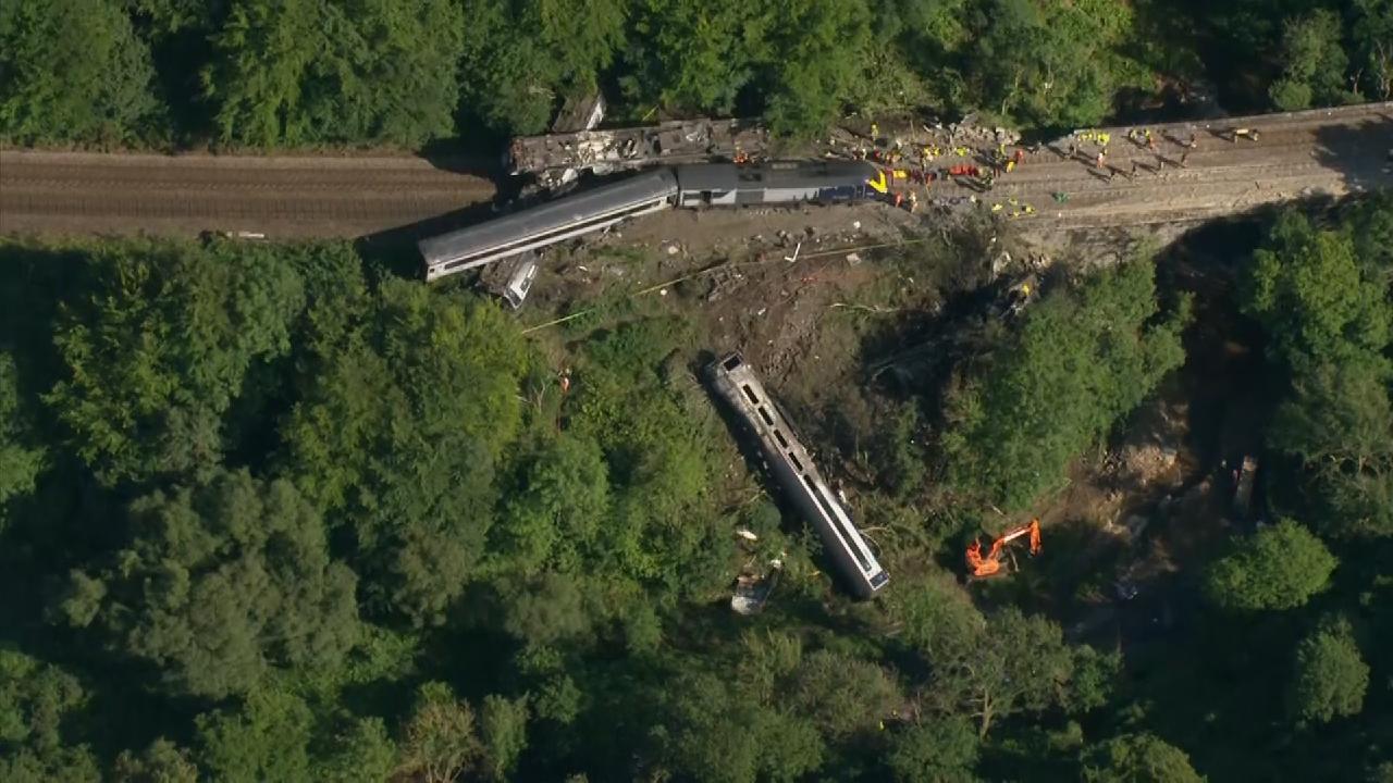 Three dead after 'extremely serious' train crash in Scotland - CGTN