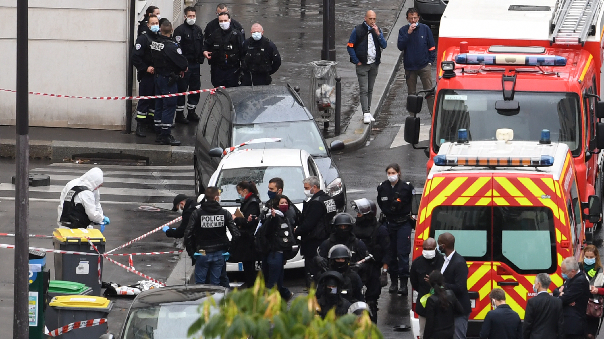 Париже 13 ноября. Атака на Шарли Эбдо в Париже. Теракт в Париже 13 ноября 2015.