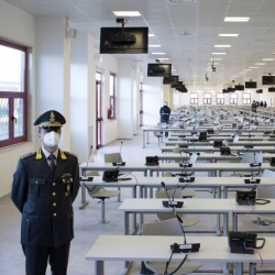 Largest Italian mafia trial for 30 years begins, with 350 in the dock ...