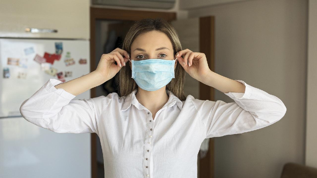 Where should I wear a face mask and what type of mask should I wear? CGTN