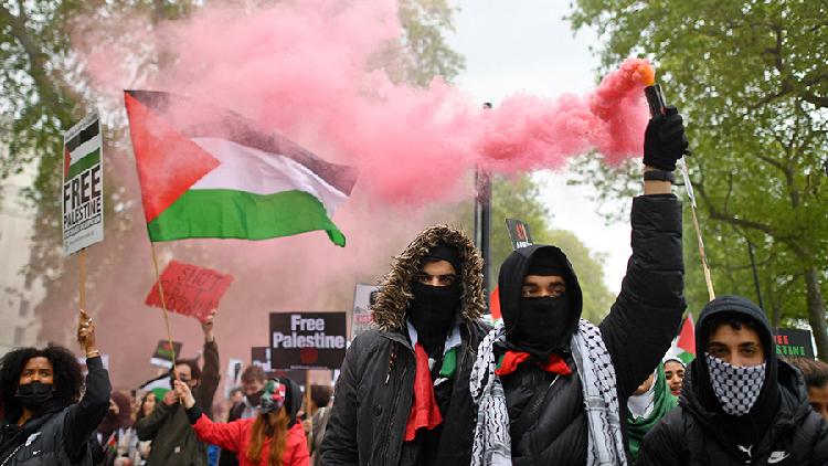 Thousands of pro-Palestinian protesters march in Britain and France - CGTN