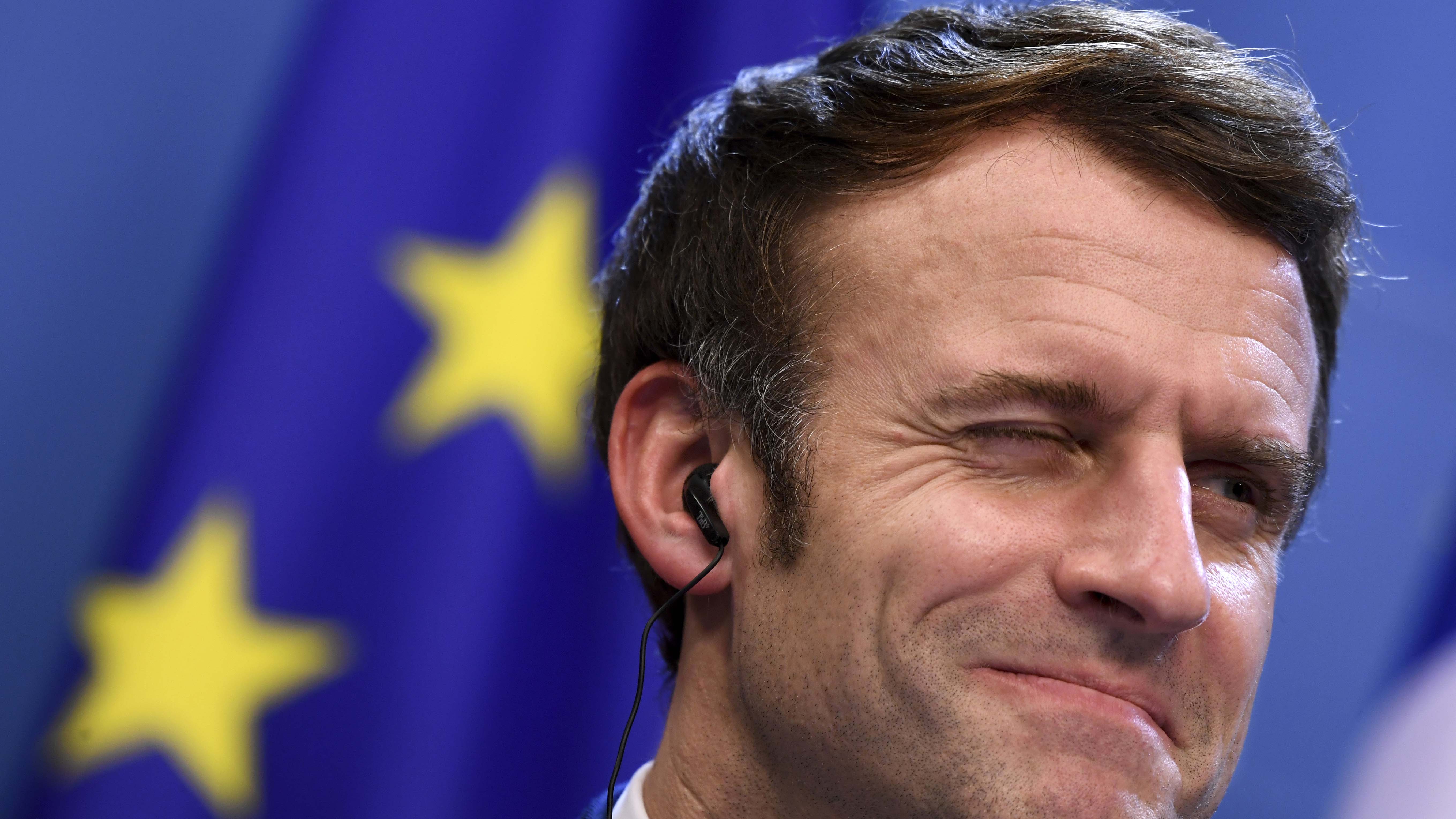 French speech. Меланшон Франция. Macron Angry. Macron stress.