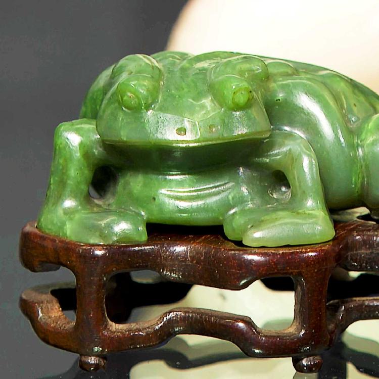 What a Chinese jade collectable tells us about Sigmund Freud's psyche ...