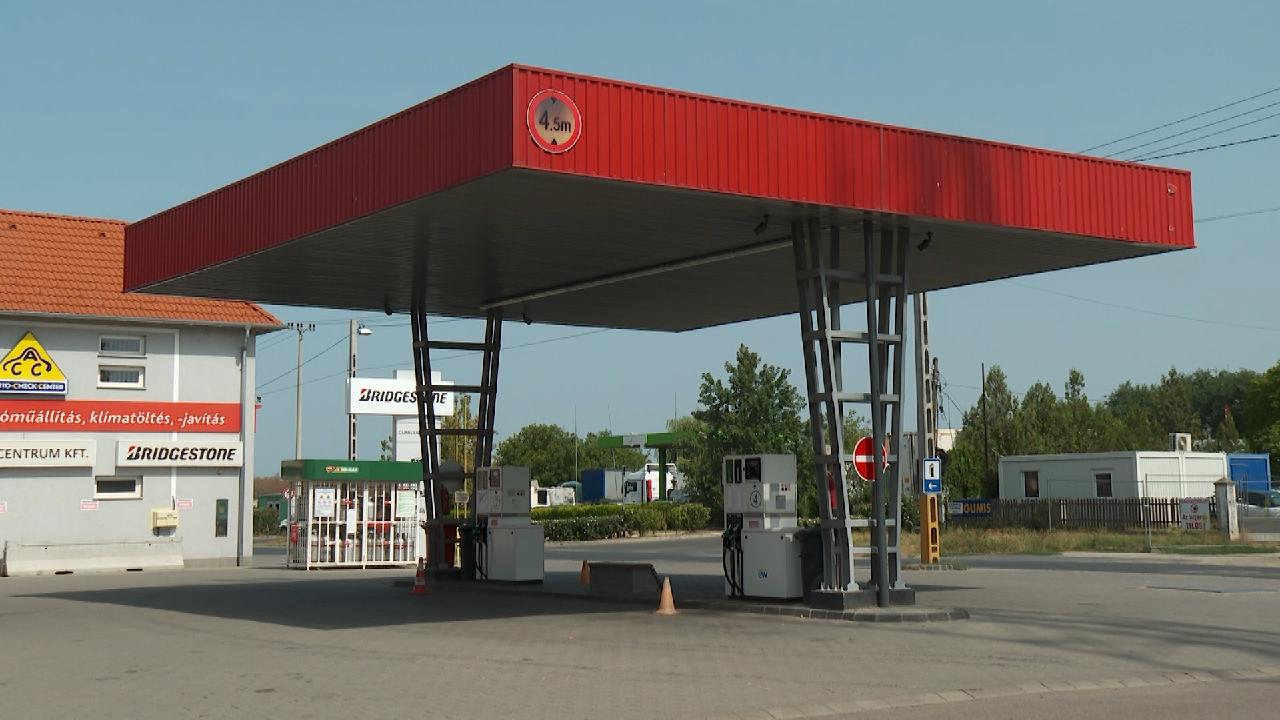 Üzemanyaghiány miatt bezárják a magyarországi benzinkutakat