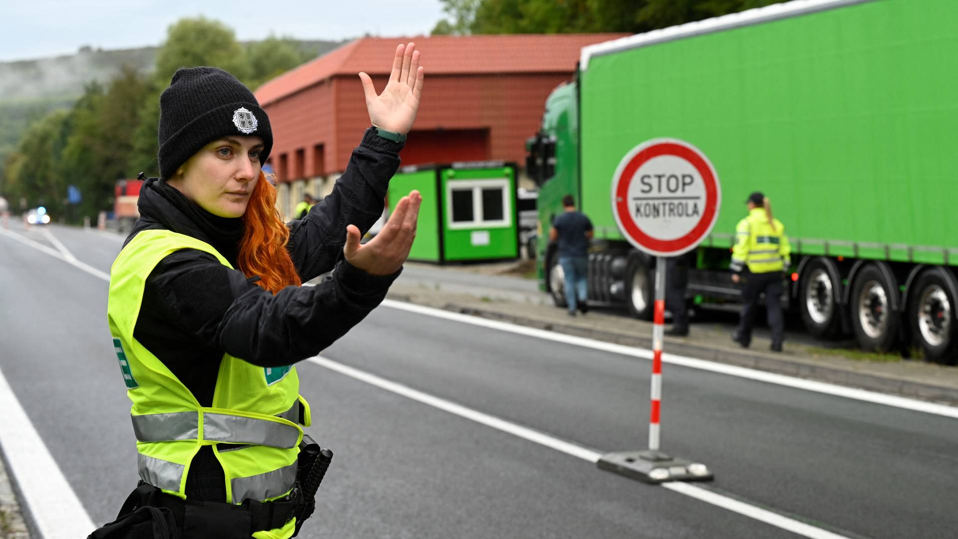 Nové bezpečnostné opatrenia na zastavenie toku migrantov do Nemecka na česko-slovenskej hranici  /Radovan Stoklasa/Reuters