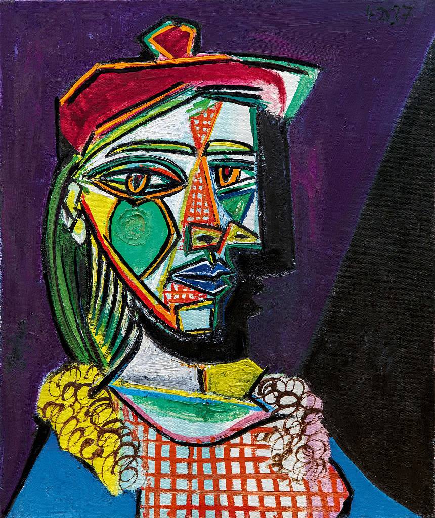 Picasso's painting 'Woman in a Beret and a Plaid Skirt' sold for £49.8 mln in 2018. /CFP