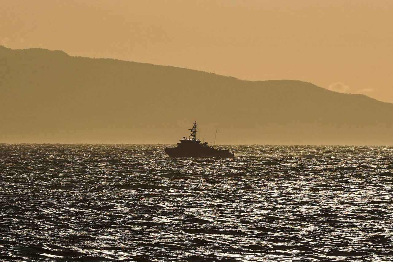 A Greek Coast Guard vessel patrolling, after a boat carrying migrants sank off the island of Lesbos, Greece. /Panagiotis Balaskas/Eurokinissi 