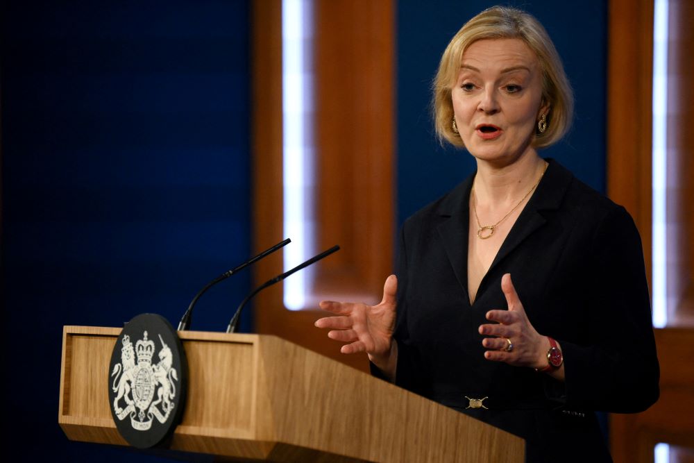 PM Truss spoke from Downing Street to announce her new finance minister./Daniel Leal/Pool 