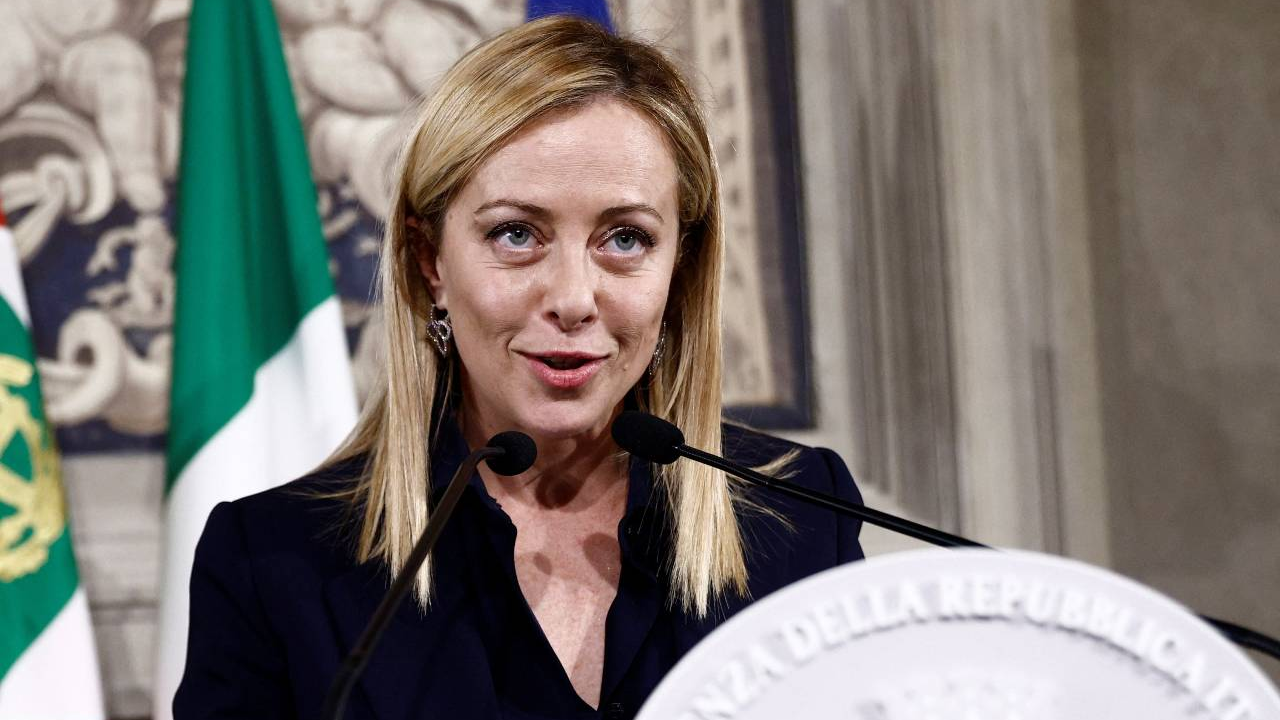 Far-right politician Giorgia Meloni has been sworn in as Italy's first woman prime minister. /Guglielmo Mangiapane/Reuters