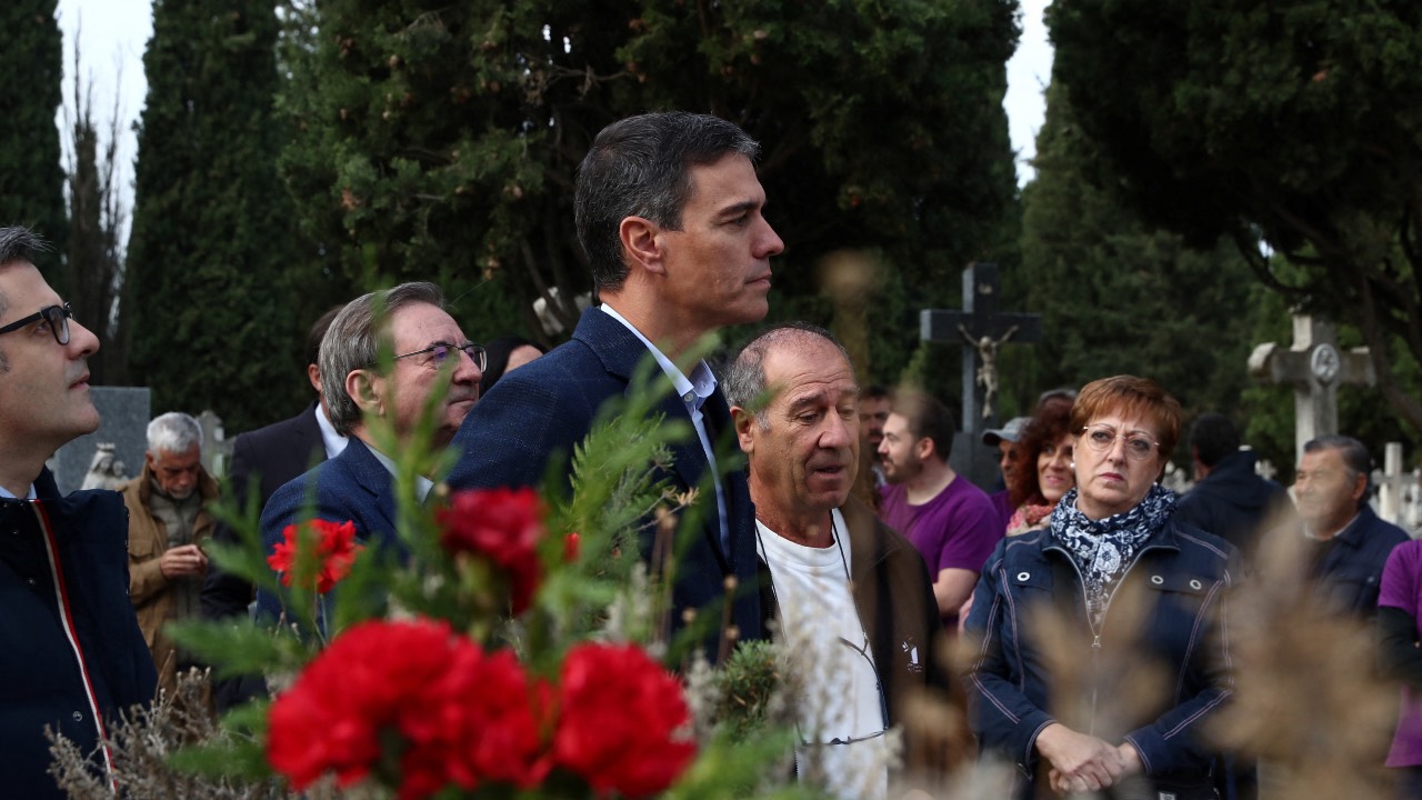 Spanish Prime Minister Pedro Sanchez during a visit to a mass grave containing the remains of people killed by late Spanish dictator Francisco Franco's forces during the Civil War. /Fernando Calvo/Reuters