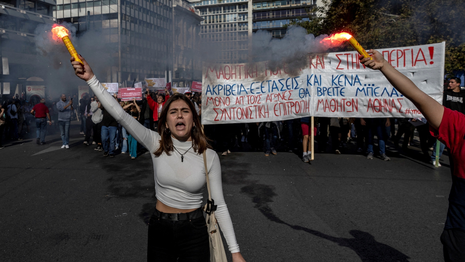 Thousands took to the streets during the 24 hour nationwide strike in Greece./Alkis Konstantinidis/Reuters