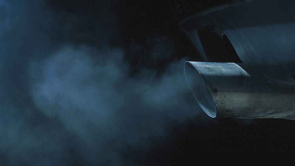 The new EU rules will mean existing limits for tailpipe emissions will be tightened for new trucks, lorries and diesel cars. /Stockbyte/Getty Creative/CFP