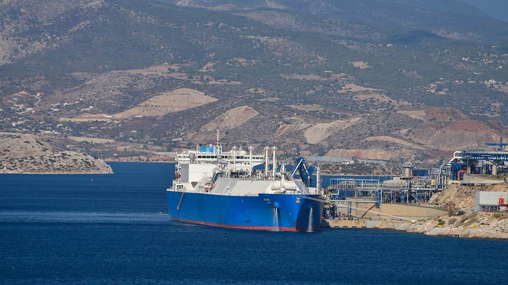Greek shipping companies are warning the price cap will further disrupt global oil markets, and may hurt the EU shipping industry more than Russia. /CFP