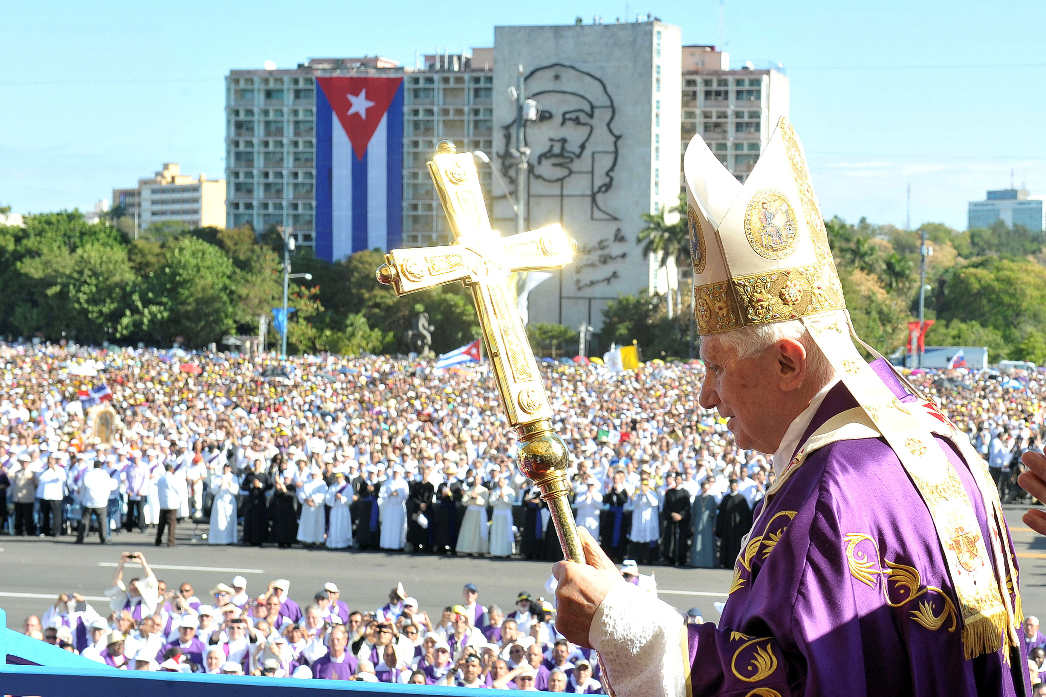 Former Pope Benedict celebrated mass in Cuba in 2012. /Osservatore Romano/Reuters 