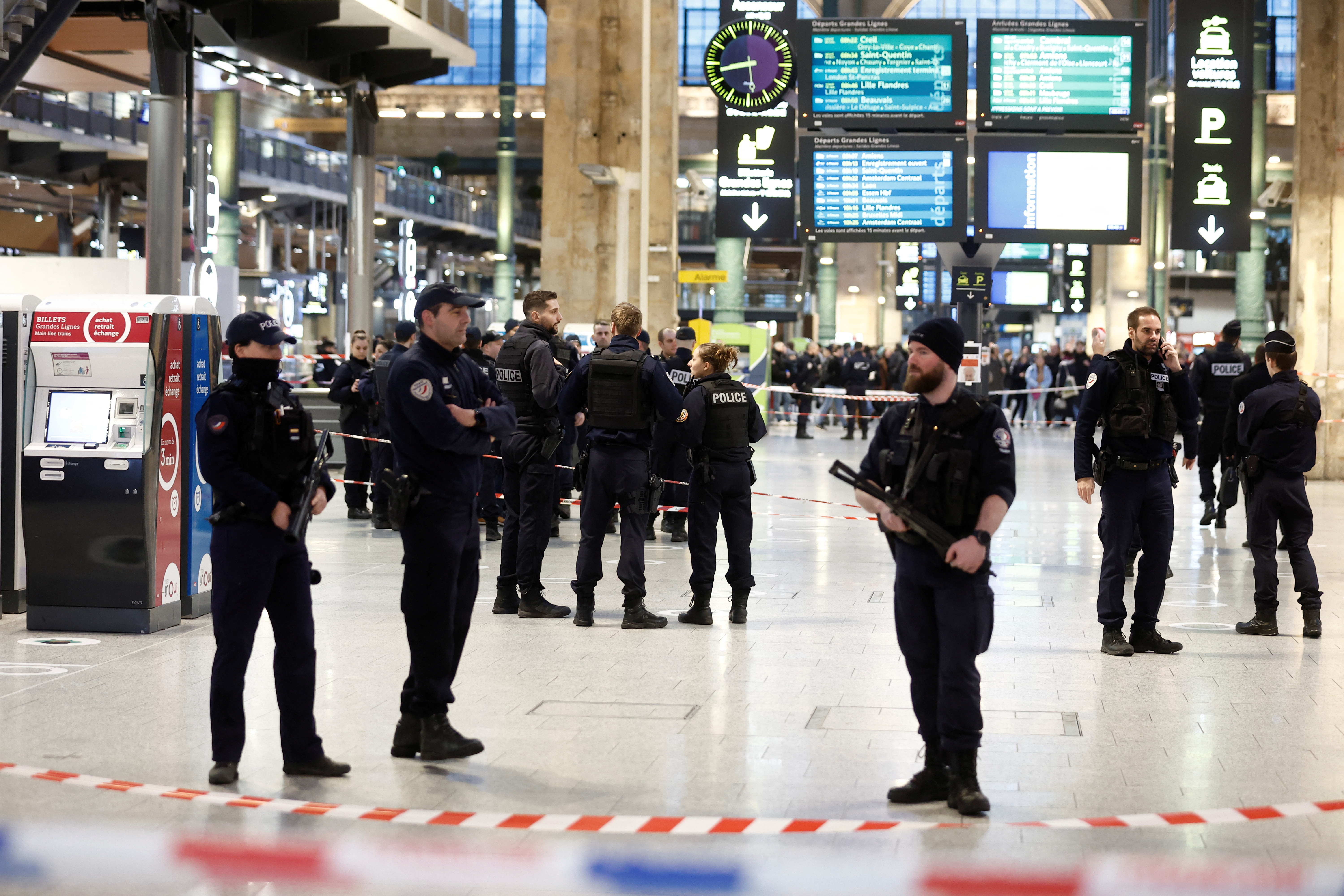 French police at the Gare du Nord in Paris after a man with a knife wounded six people. /Benoit Tessier/Reuters