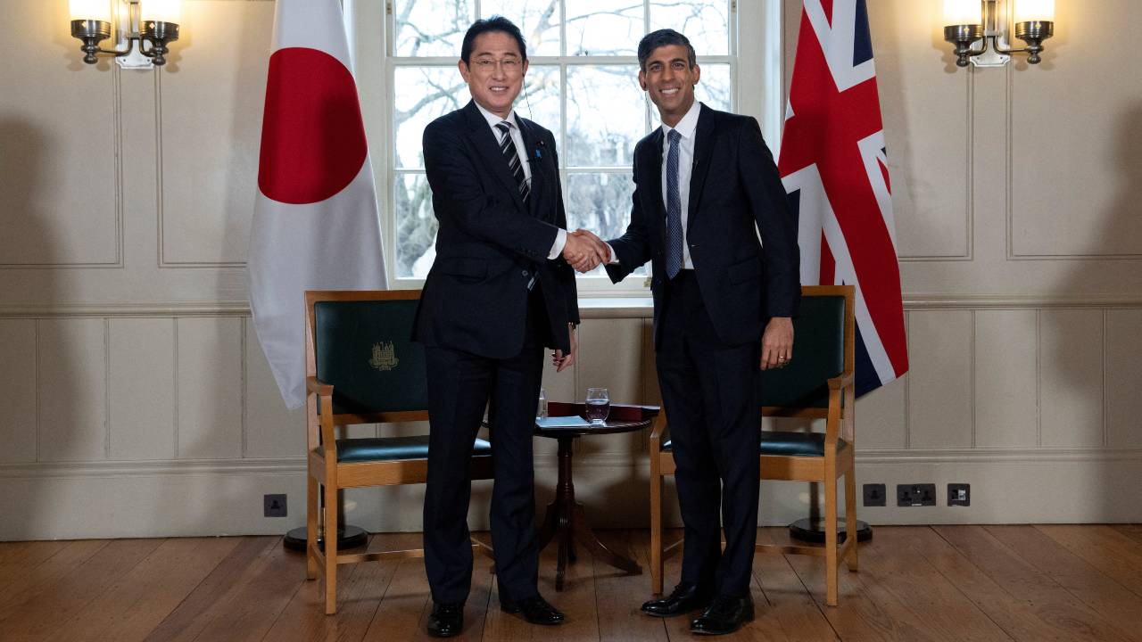 Kishida and Sunak at their bilateral meeting at the Tower of London. /Carl Court/Pool