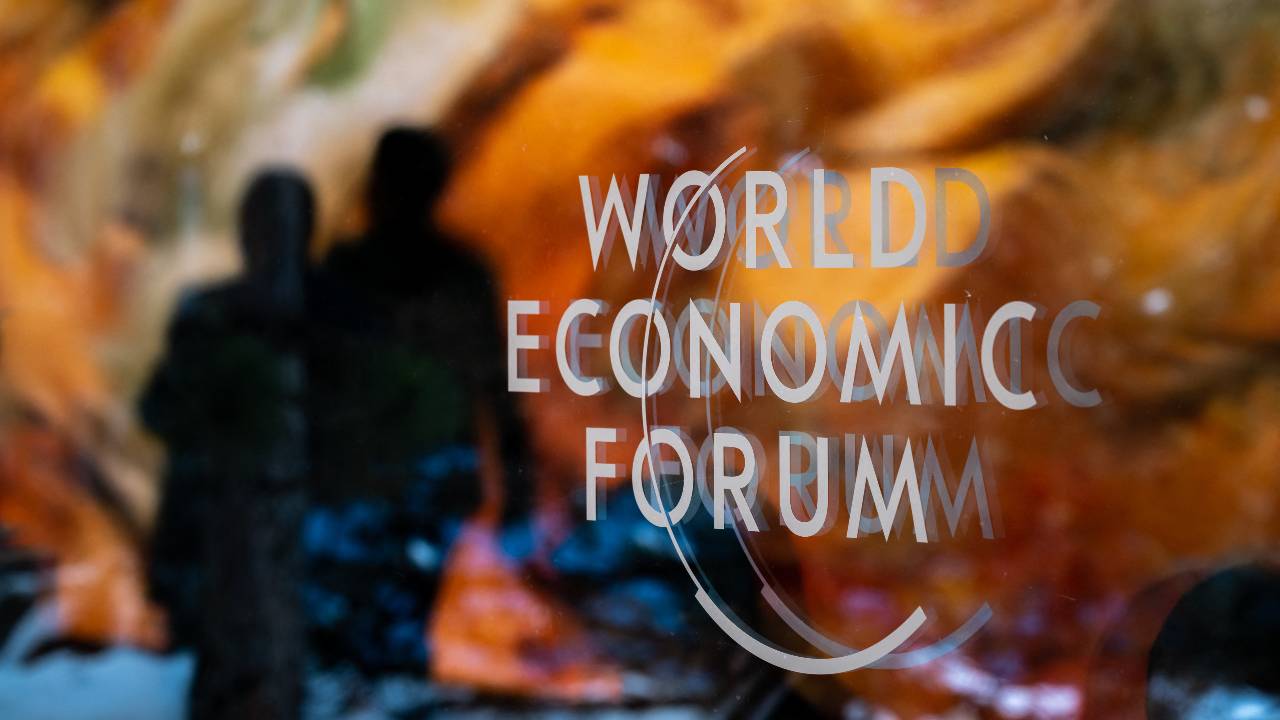 A sign at the Congress centre during the World Economic Forum (WEF) annual meeting in Davos. /Fabrice Coffrini/AFP