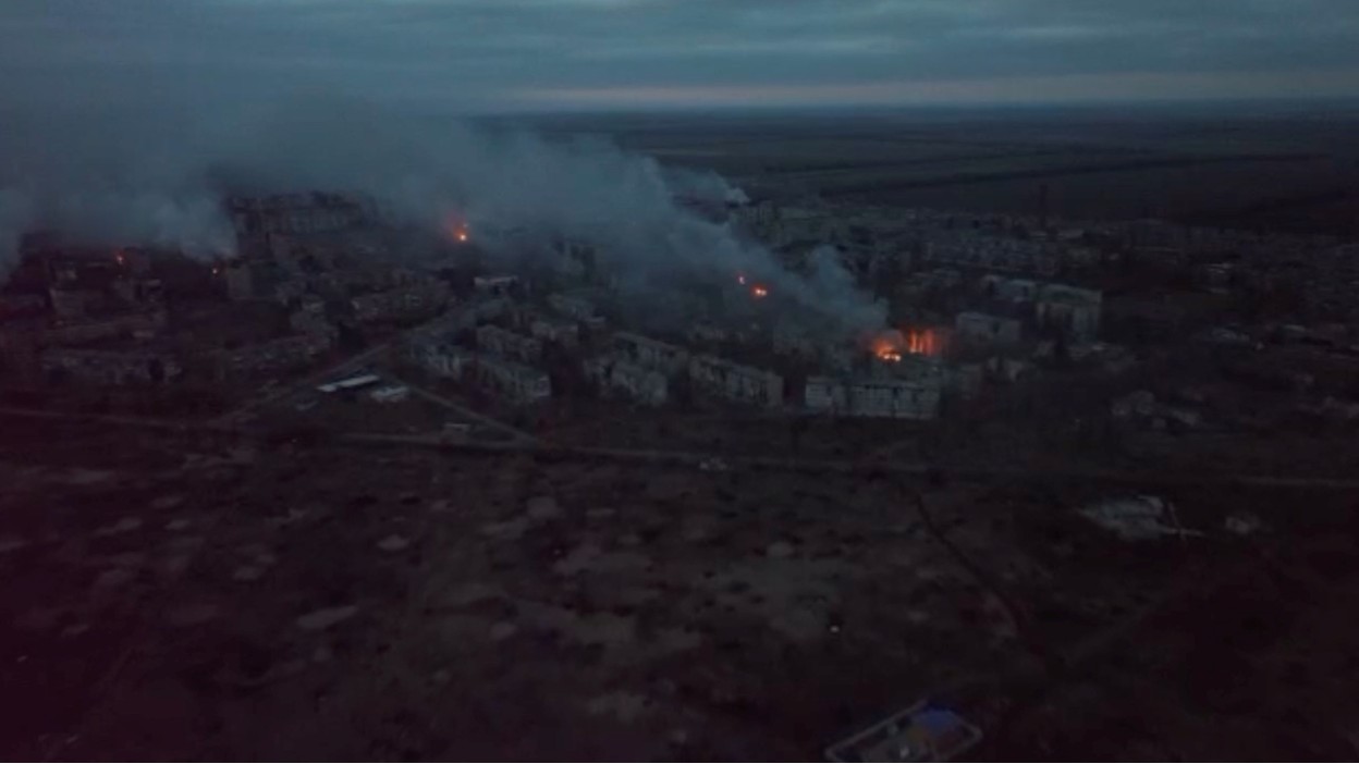 An aerial view of fires and smoke over Vuhledar in Donetsk region as Russia steps up its offensive there. /Reuters