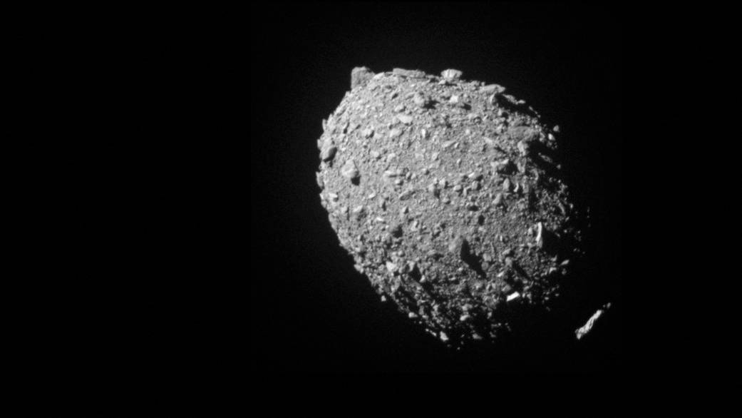 If an asteroid the width of 10,000 meters hit the earth, it would cause mass extinction. /NASA/Johns Hopkins APL/Reuters