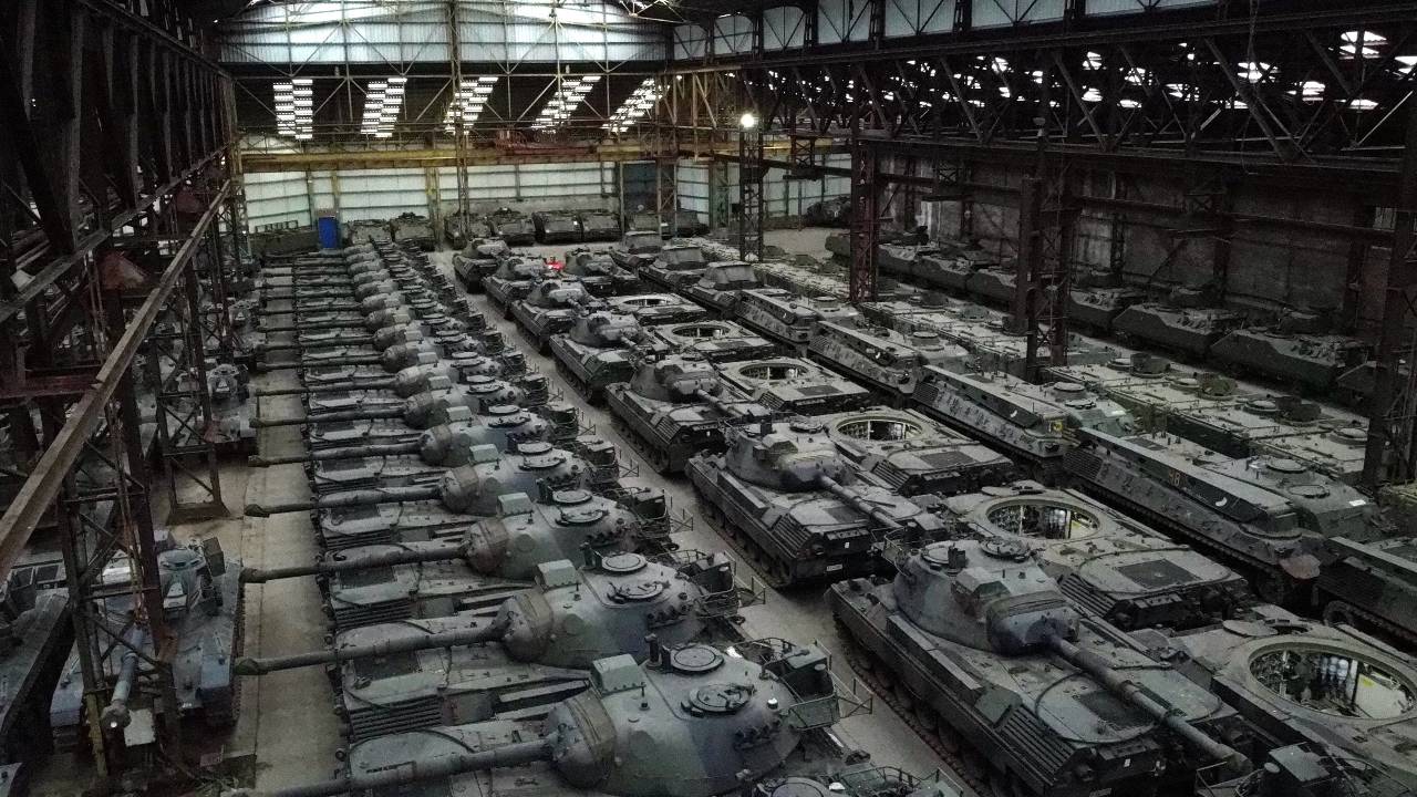 Dozens of German-made Leopard 1 tanks and other vehicles in Tournais, Belgium, some of which could be shipped to Ukraine. /Yves Herman/Reuters