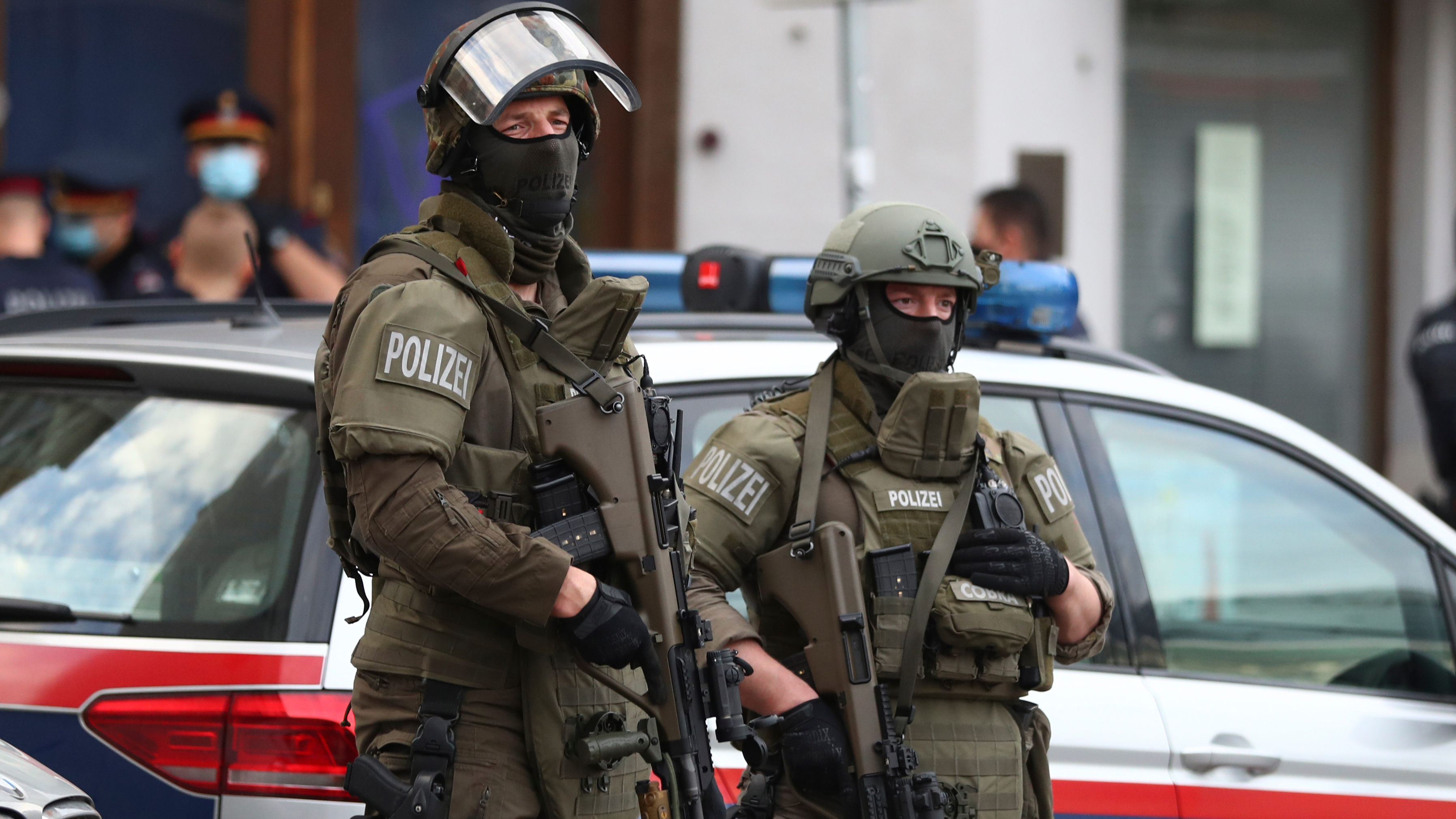 Police officers guard the scene of attack in Vienna, Austria, on Nov. 3, 2020. /Matthias Schrader/AP