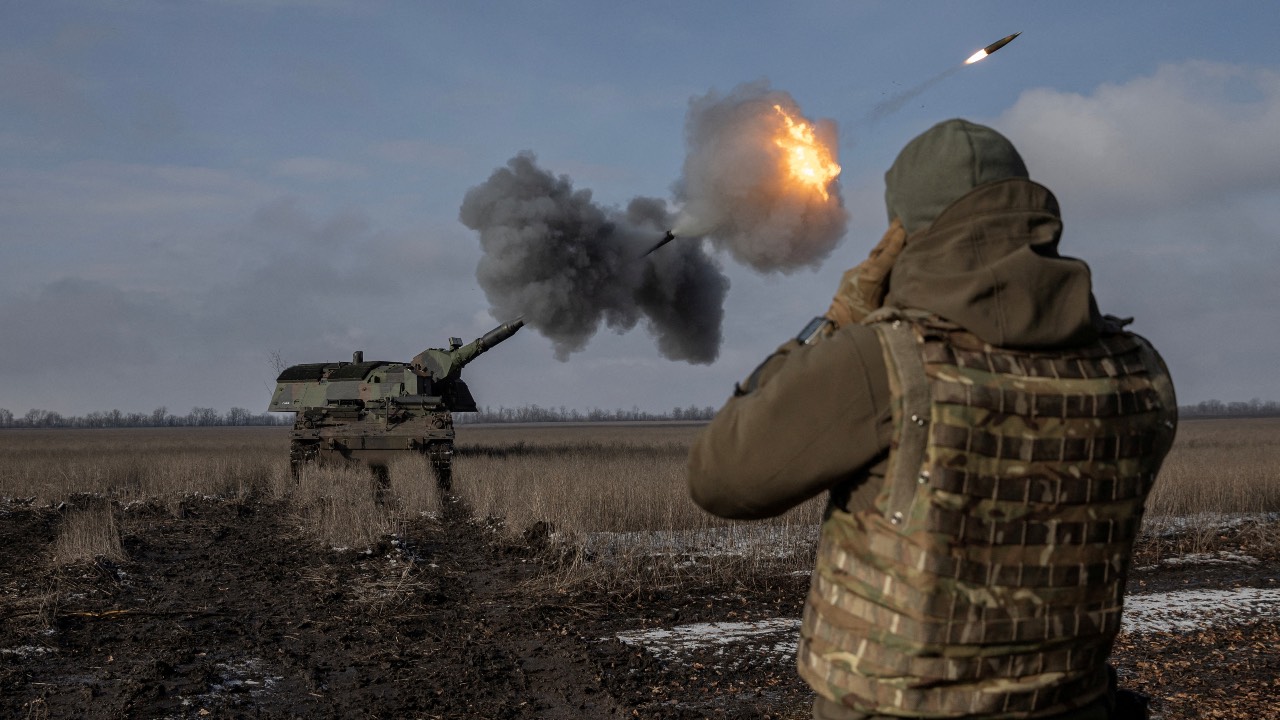 Ukrainian army from the 43rd Heavy Artillery Brigade fire the German howitzer Panzerhaubitze 2000, near Bakhmut, in the Donetsk region. /Marko Djurica/Reuters