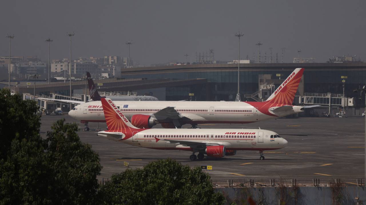Air India has announced a deal with Airbus to buy around 250 new planes, part of a wider order worth more than $100 billion. /Francis Mascarenhas/Reuters