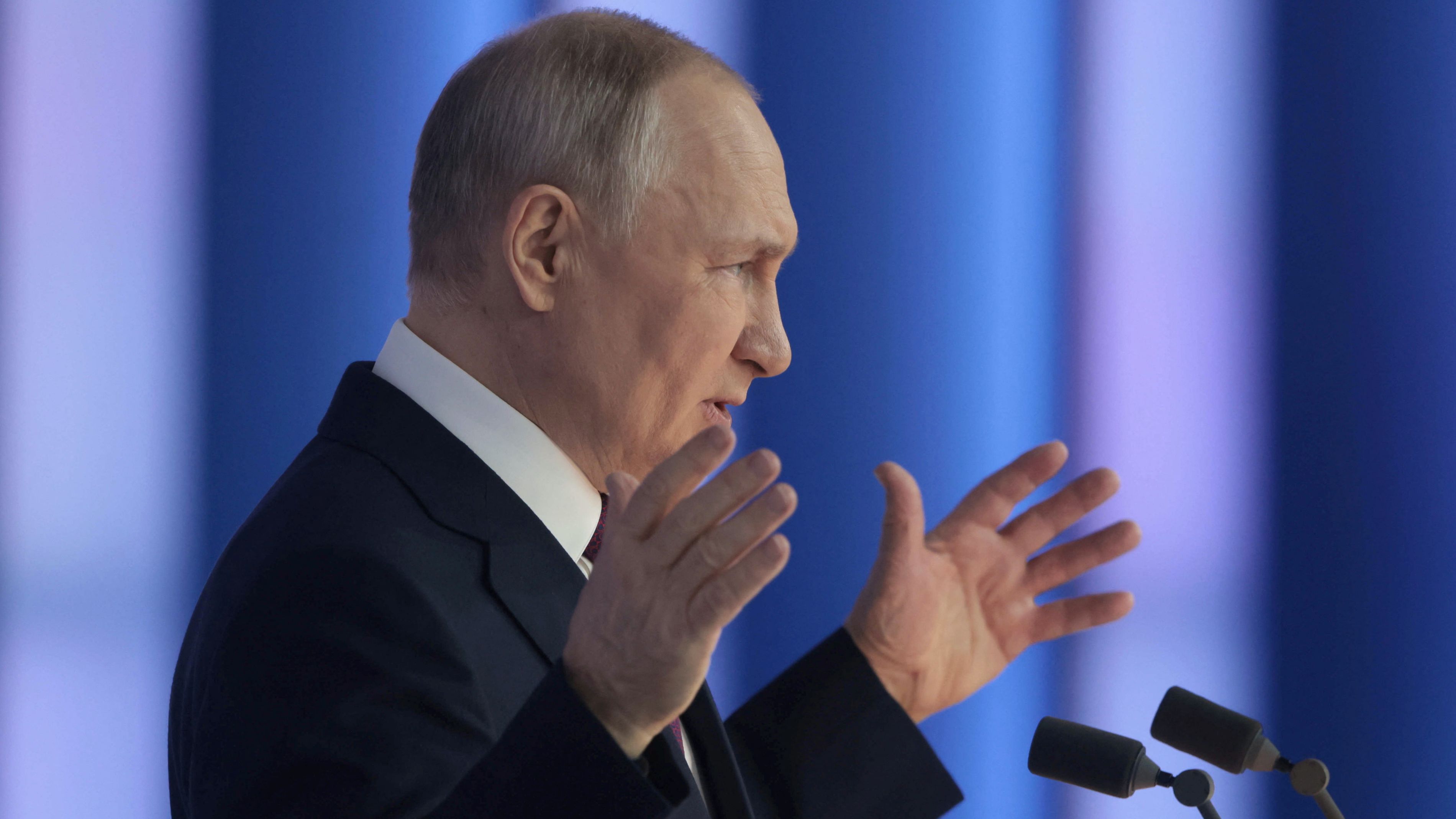 Russian President Vladimir Putin delivers his speech in Moscow./ Sputnik/Mikhail Metzel/Reuters