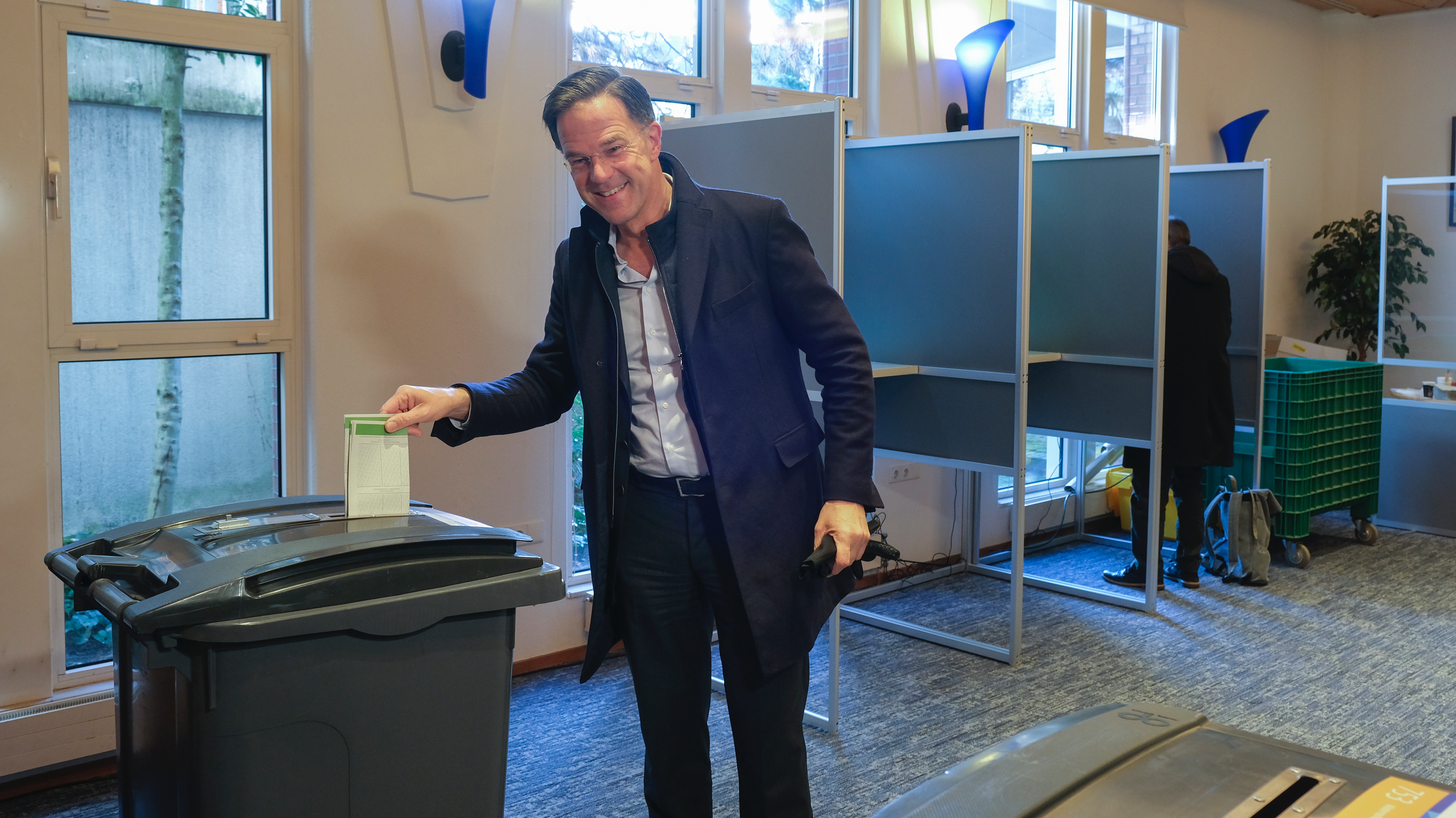 Prime Minister Mark Rutte's party has struggled in the Senate – and in public opinion. /Mike Corder/AP