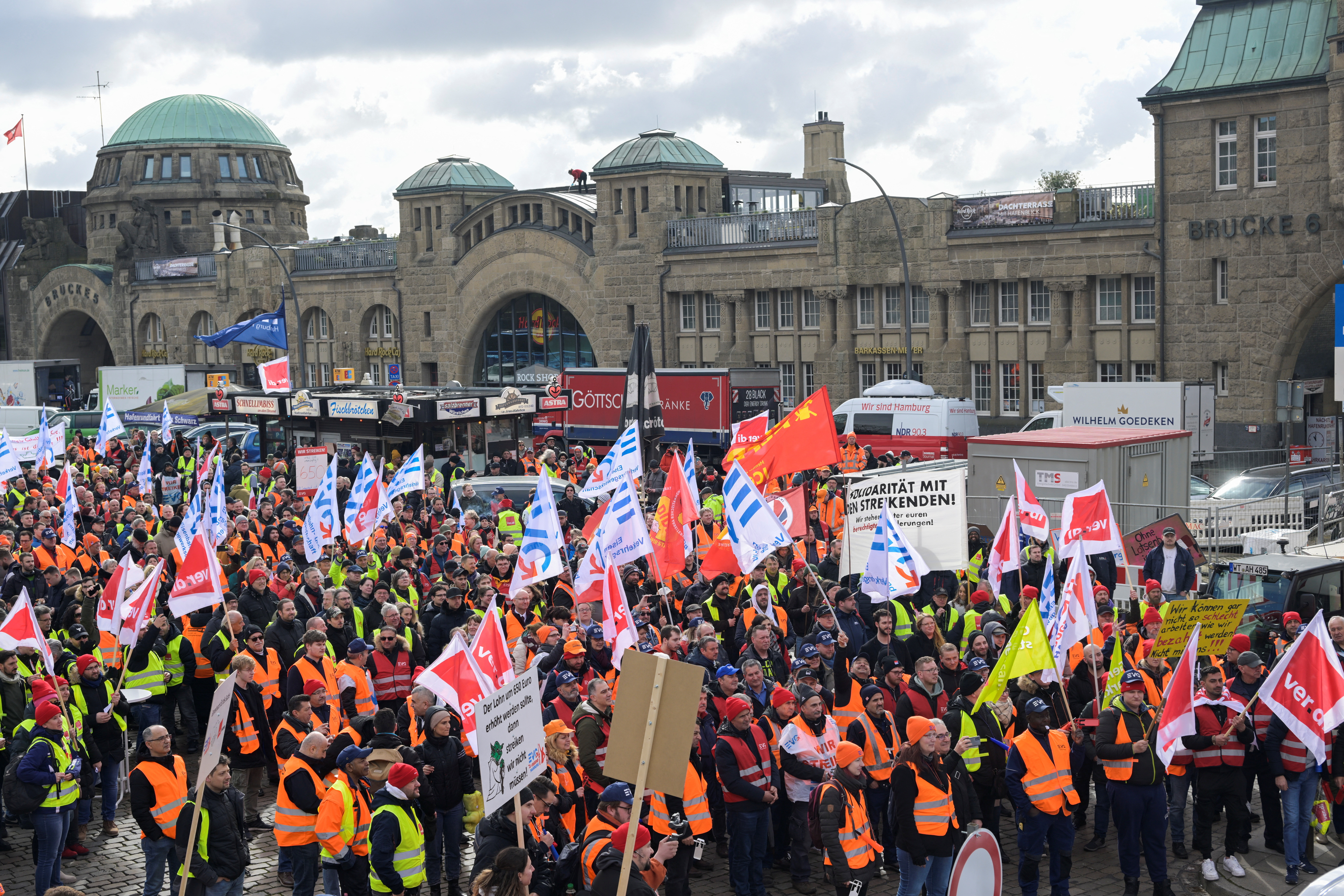 Protesters in front of 'Landungsbruecken' at the harbor during a nationwide strike over wages in Hamburg. Fabian Bimmer / Reuters