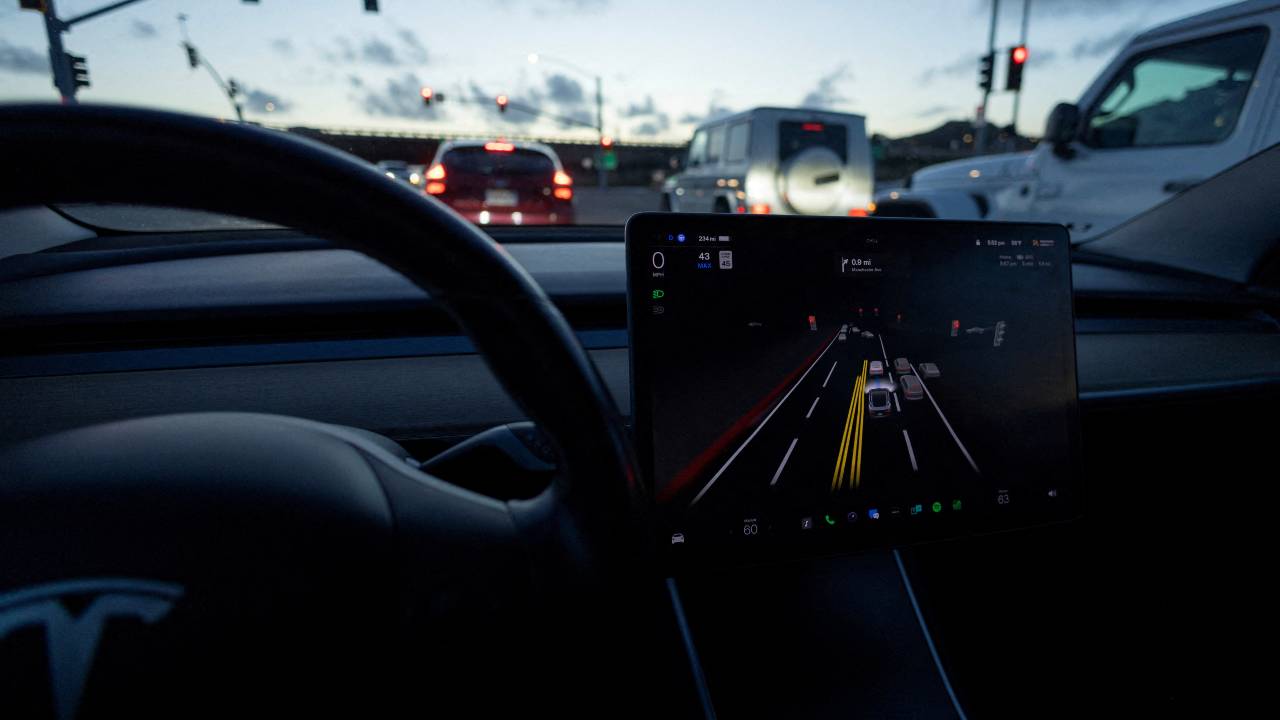 A Tesla Model 3 vehicle using the in Autopilot Full Self Driving Beta software in California. /Mike Blake/Reuters