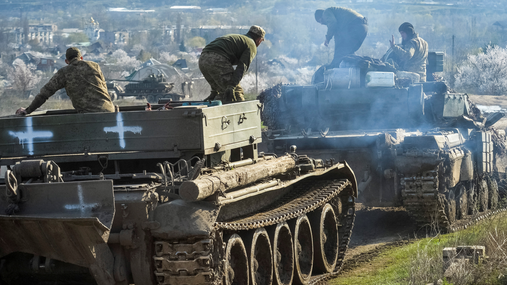 Konflikt in der Ukraine – Tag 423: USA und Deutschland verstärken ukrainische Panzertruppen