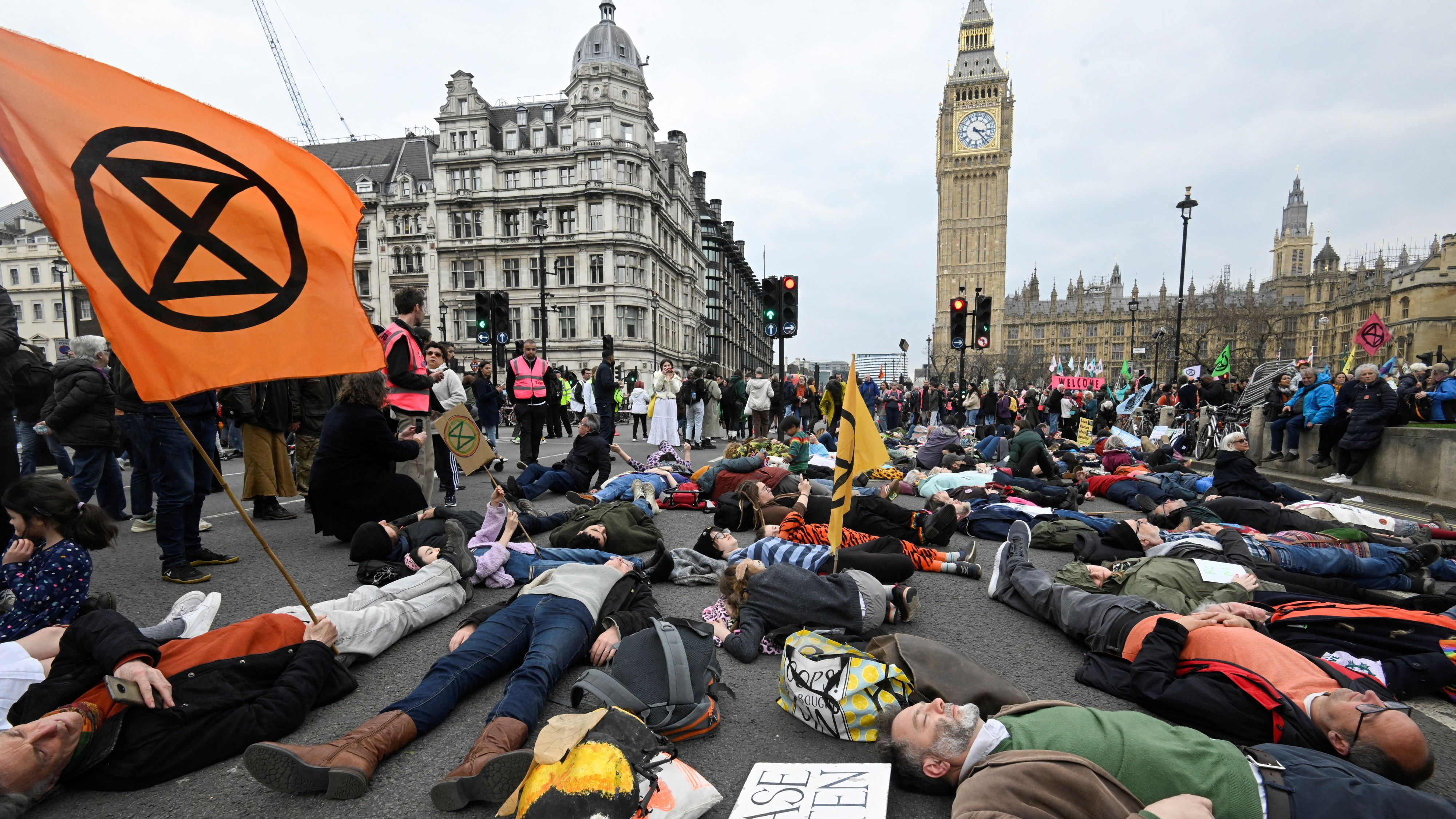 Activists perform a 'die-in' in Parliament Square in London, /Toby Melville/Reuters