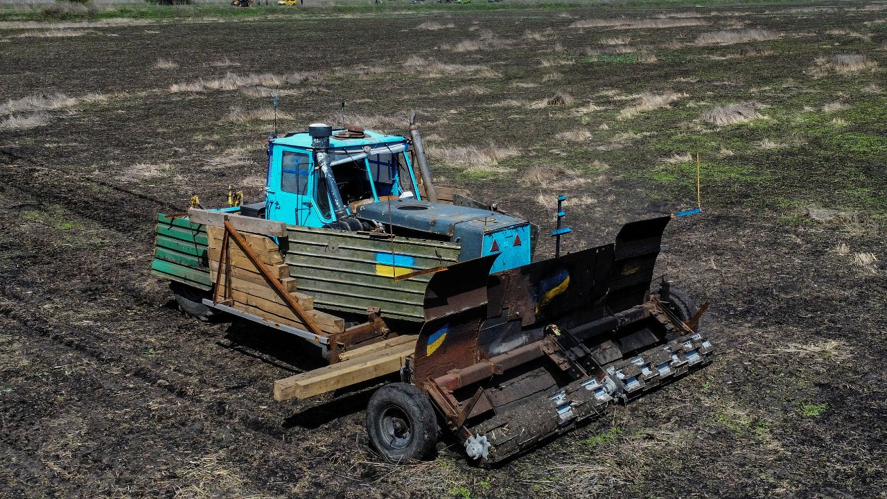 Kryvtsov created the machine from his tractor and armored plates from destroyed Russian military vehicles. /Vitalii Hnidyi/Reuters
