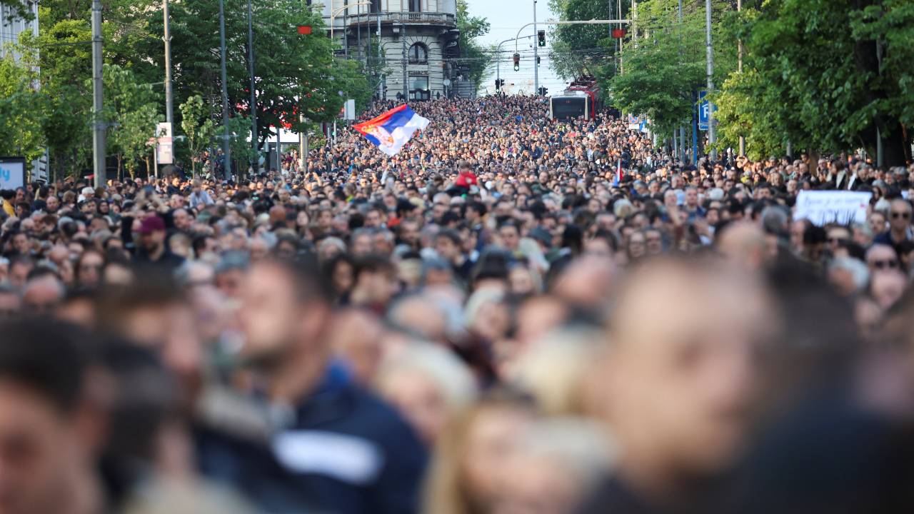 Thousands of attendees at Monday's 'Serbia against violence' rally in Belgrade. /Reuters/Zorana Jevtic.