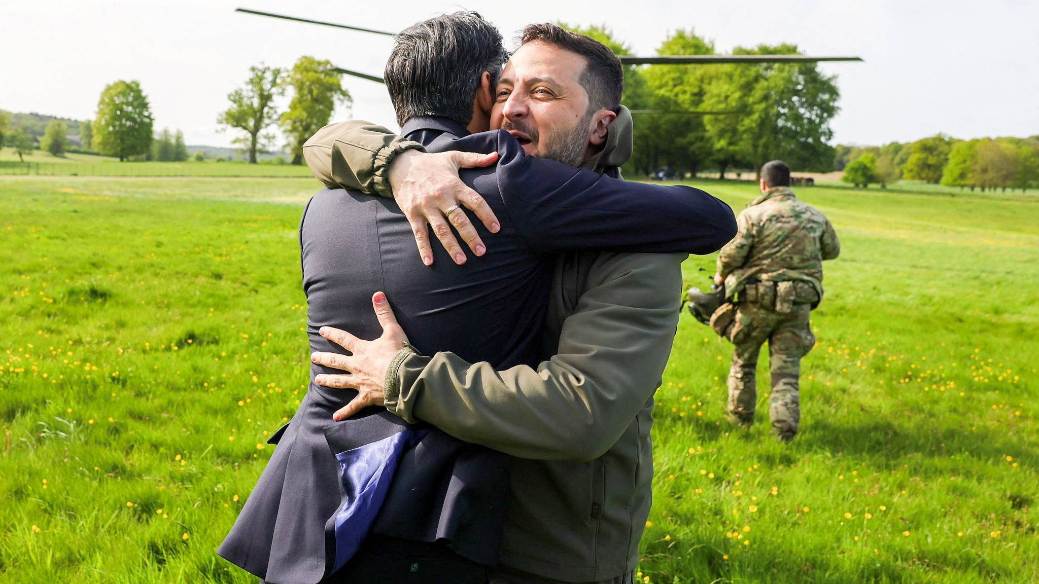 Britain's Prime Minister Rishi Sunak hugs Ukraine's President Volodymyr Zelenskyy as he arrives in the UK. /Rishi Sunak via Twitter/Reuters