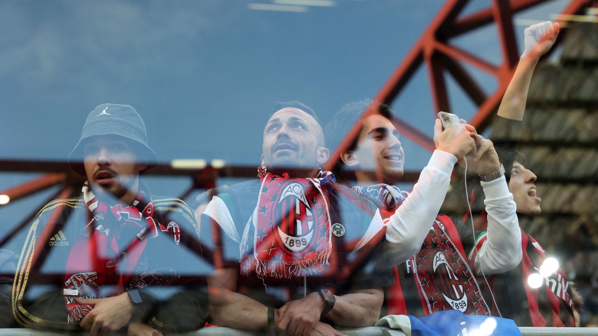 AC Milan fans take in the Champions League semi-final first leg. /Claudia Greco/Reuters