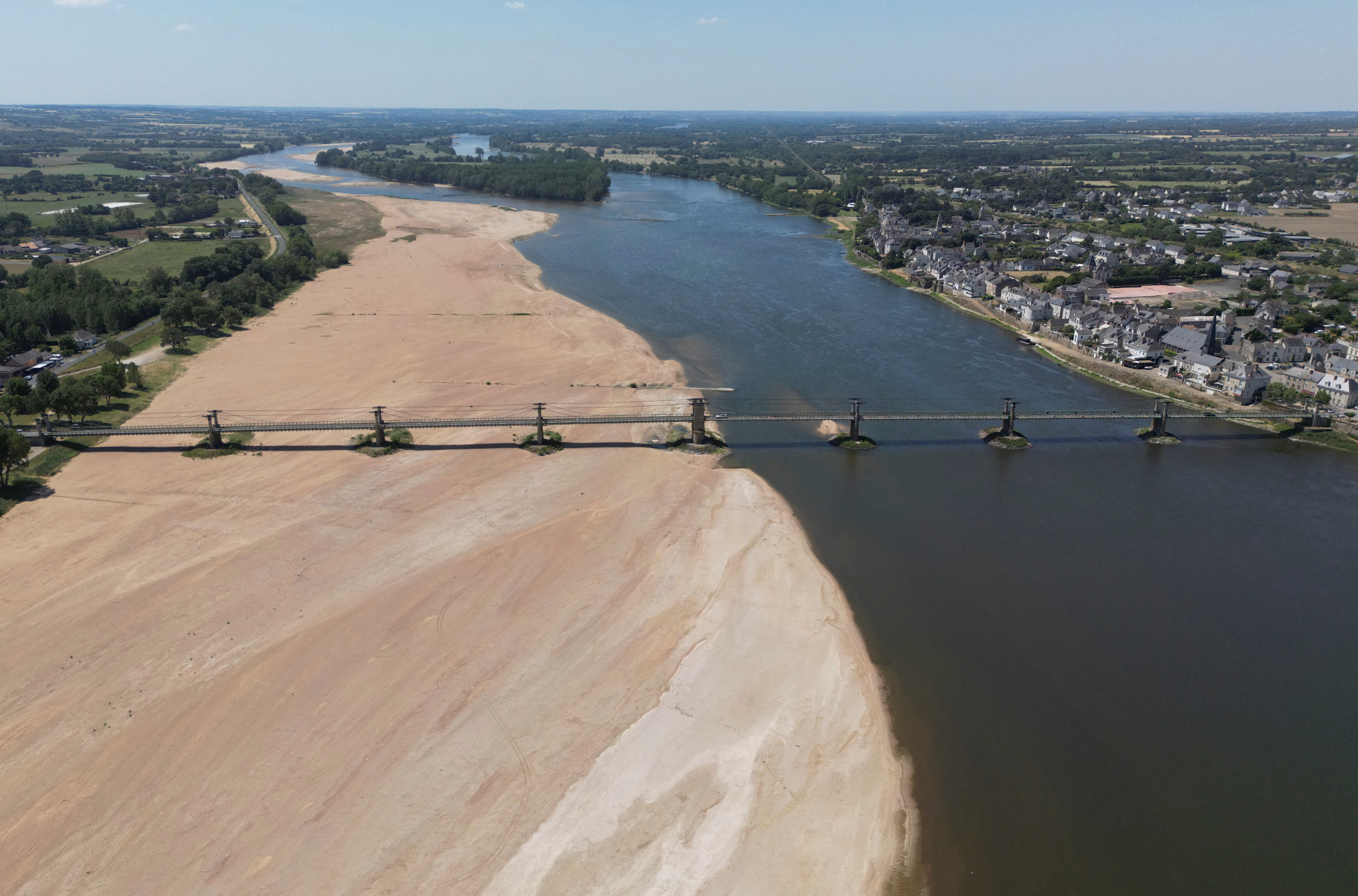 France's Loire river dried up last August following a record summer temperatures in Europe – and climate scientists fear worse is to come. /Stephane Mahe/Reuters