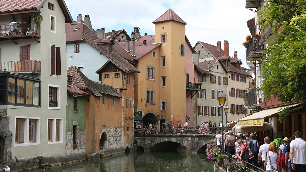 Annecy is an alpine town in south eastern France./ CFP