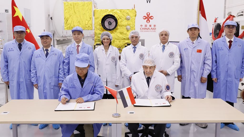 Chinese and Egyptian scientists have been working together on the satellite. /CASC
