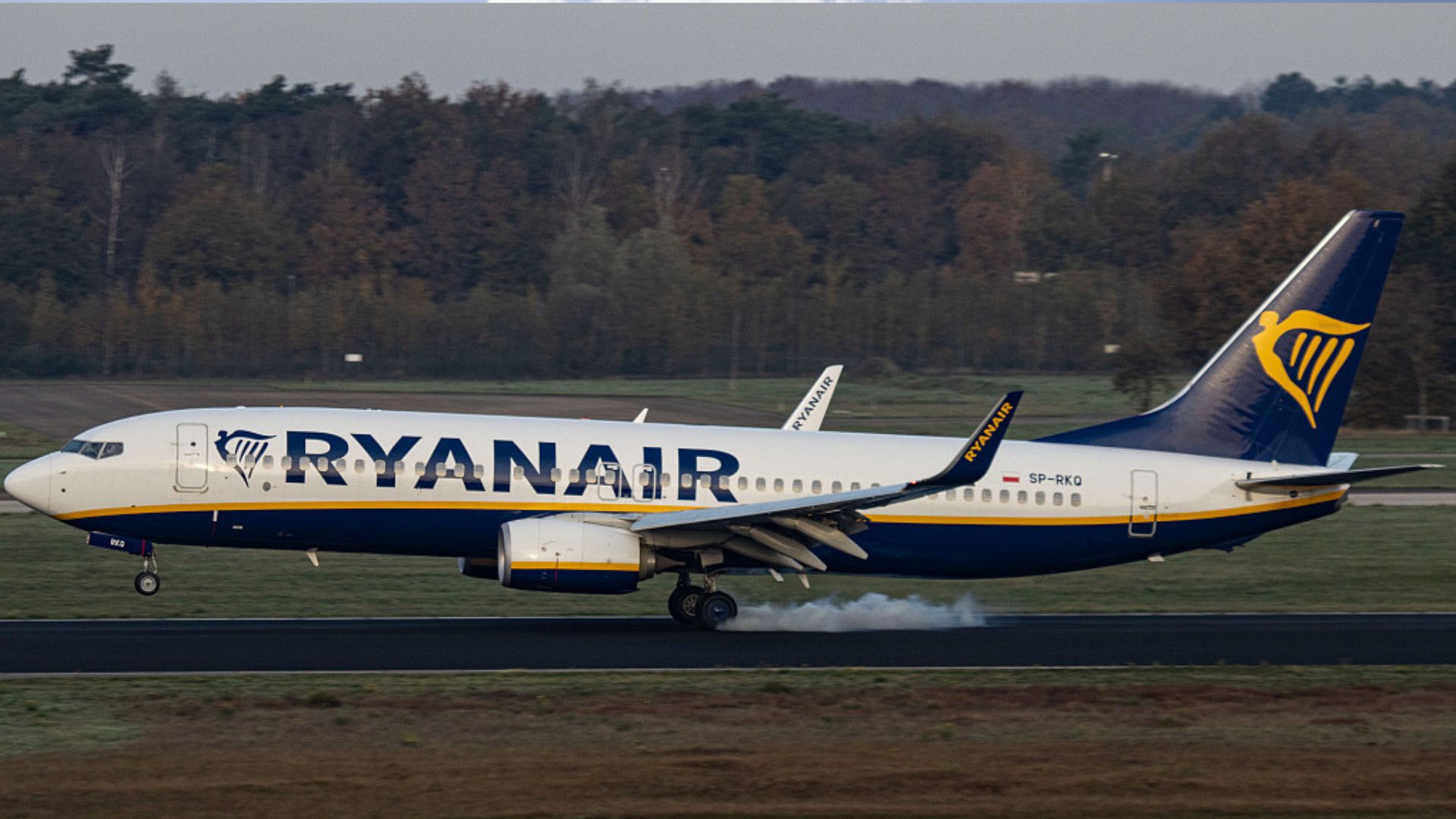 Ryanair stands accused of violating customers' rights to data protection. /Nicolas Economou/NurPhoto via Getty Images