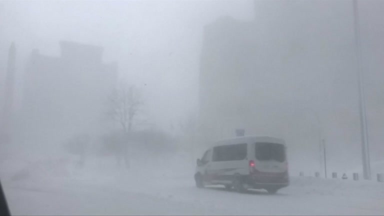 Displacement of the polar vortex has caused freakishly cold weather in heavily populated parts of the world – like New York. /Reuters