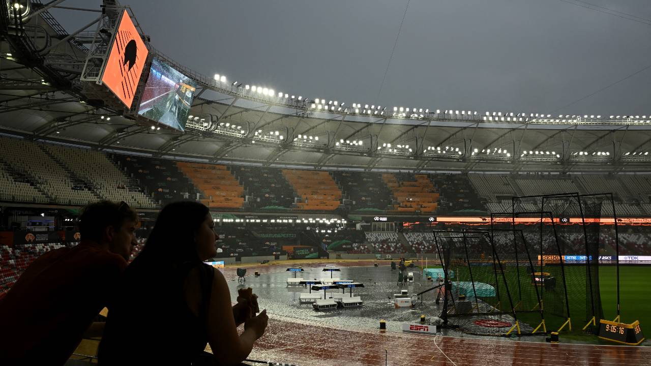 Heavy rains delayed the start of the athletics. /Dylan Martinez/Reuters