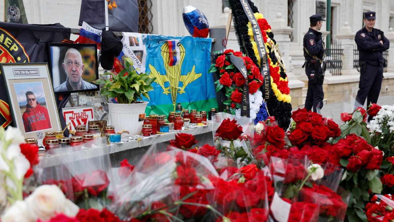 A makeshift memorial for Yevgeny Prigozhin, head of the Wagner mercenary group, and Dmitry Utkin, the group commander, in Moscow, Russia. /Maxim Shemetov/Reuters