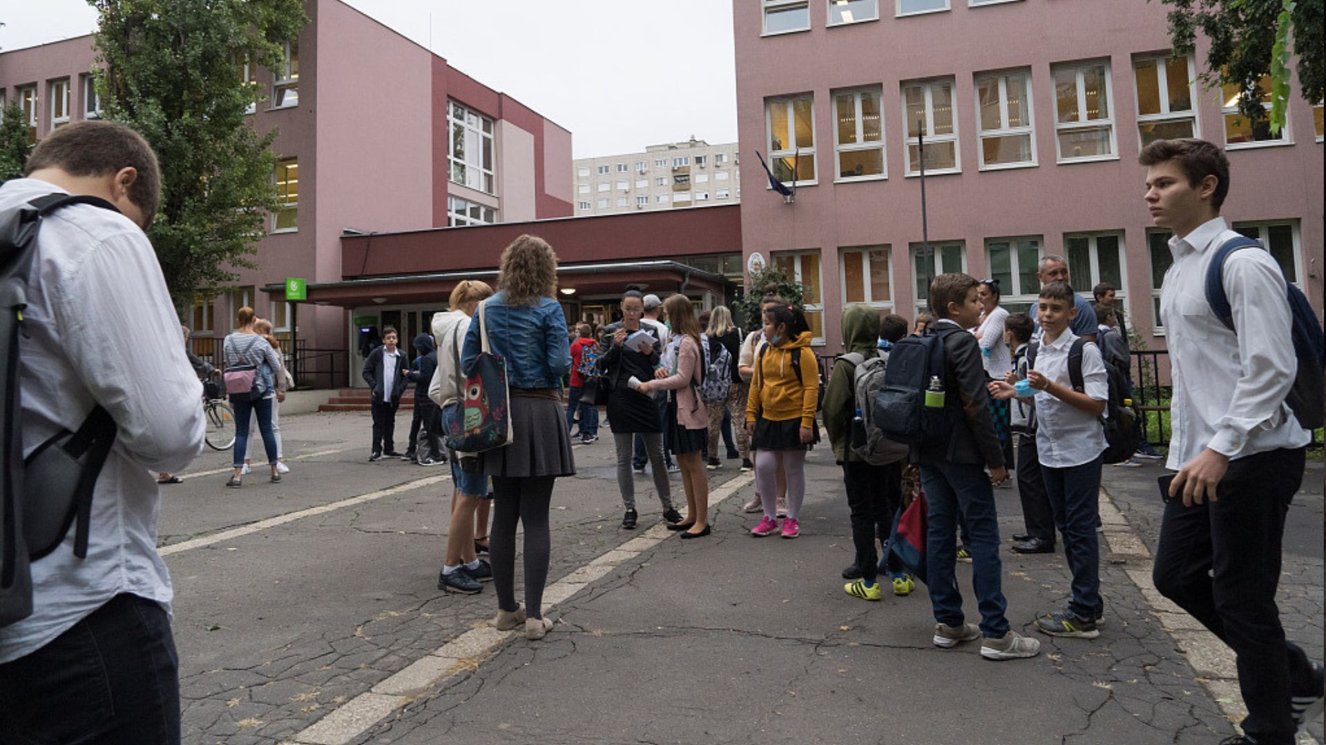 Students return to school in Budapest in September 2020. /Attila Volgyi/Polaris
