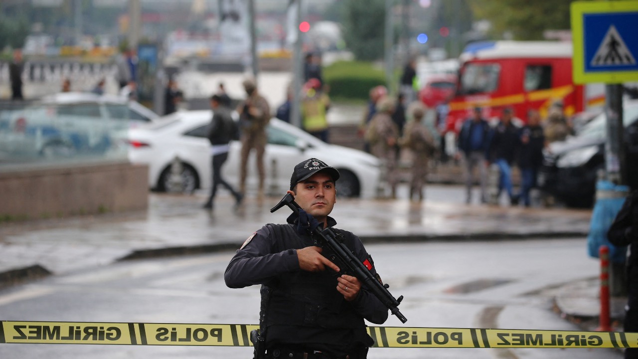 Members of Turkish Police Special Forces secure the area near the Interior Ministry following a bomb attack in Ankara. /Adem Altan/AFP