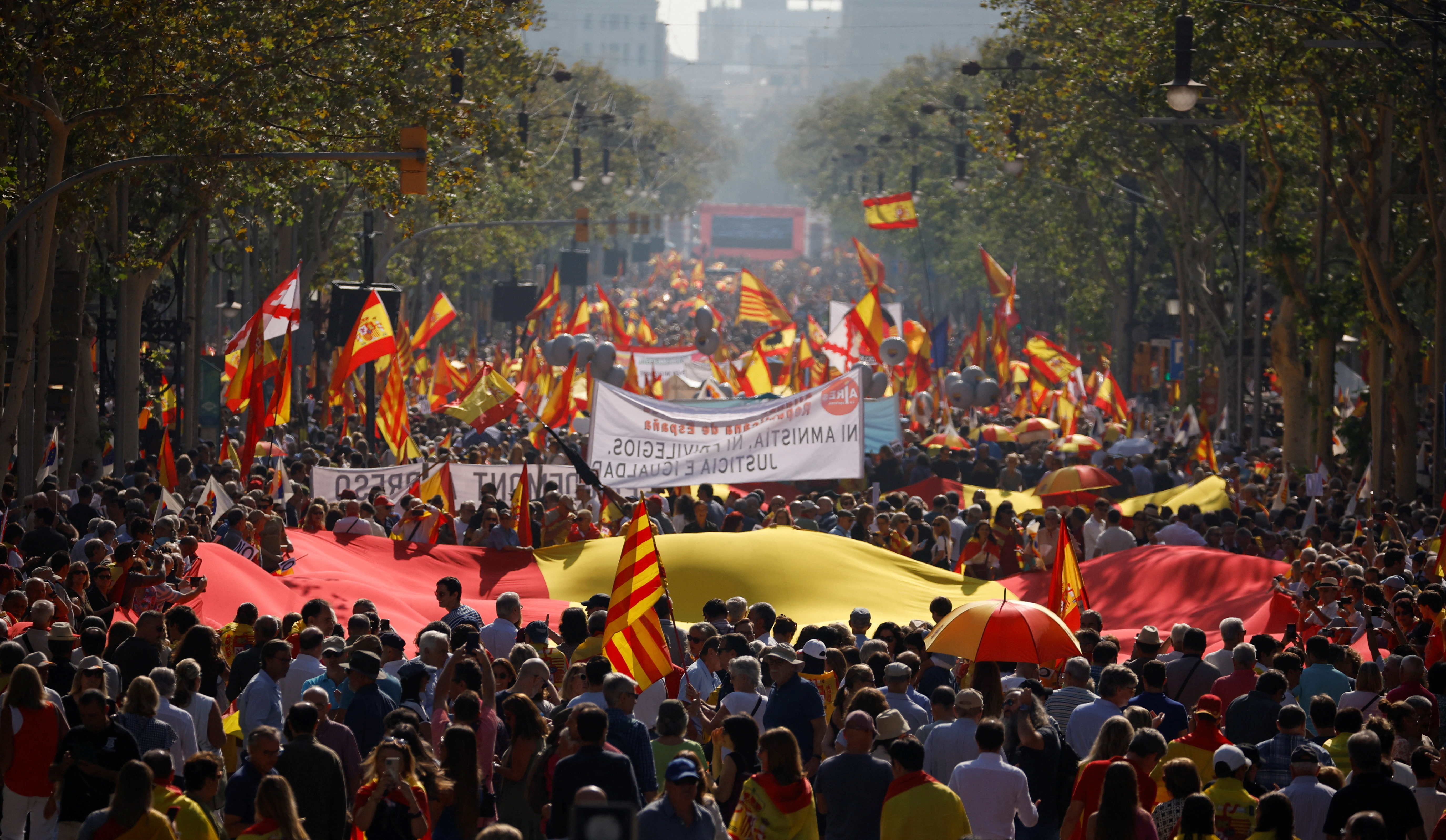 Thousands Protest In Barcelona Against Catalan Independence