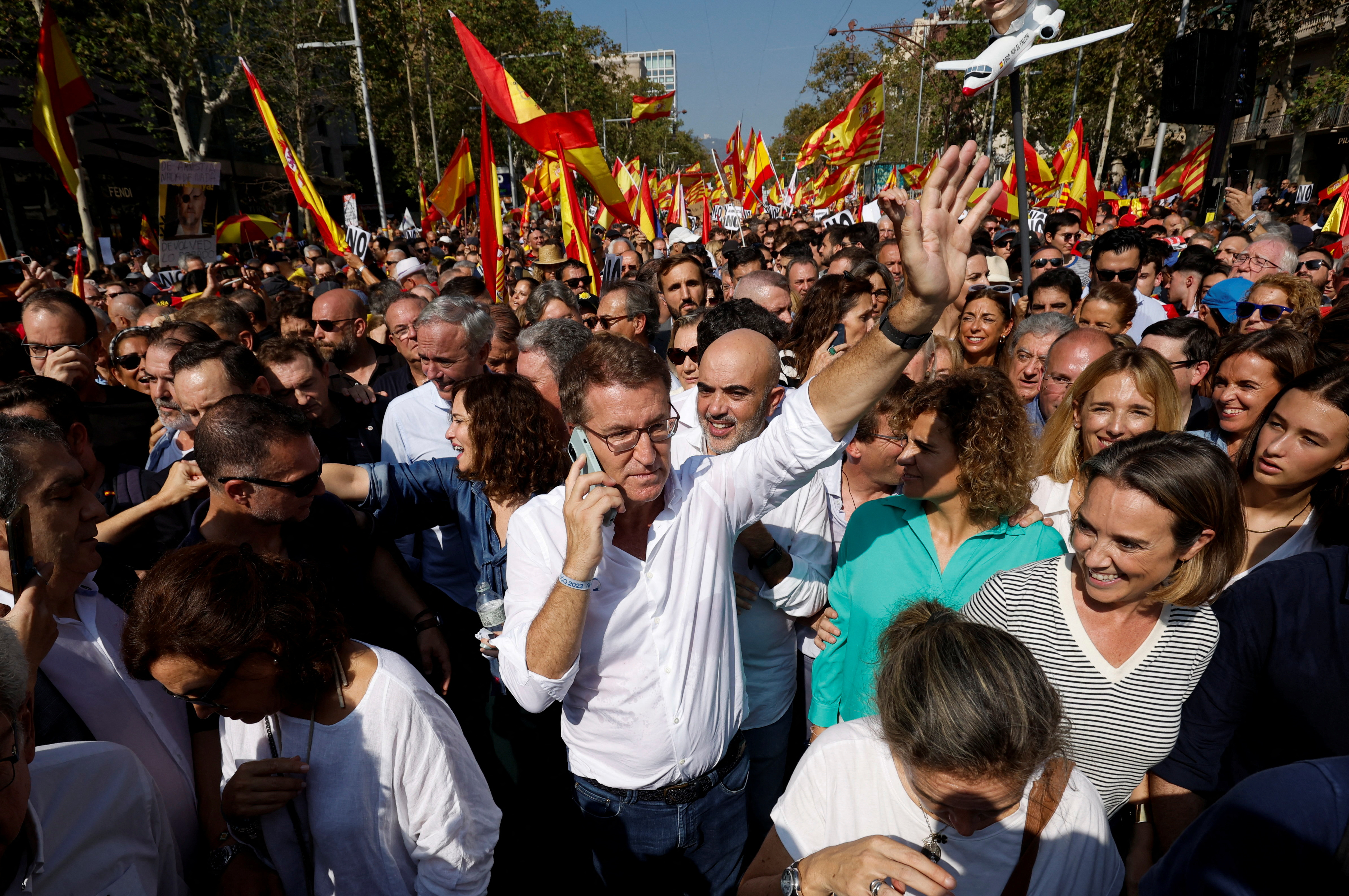 Spain's opposition People's Party leader Alberto Nunez Feijoo takes part in the protest in Barcelona. /Albert Gea/ Reuters