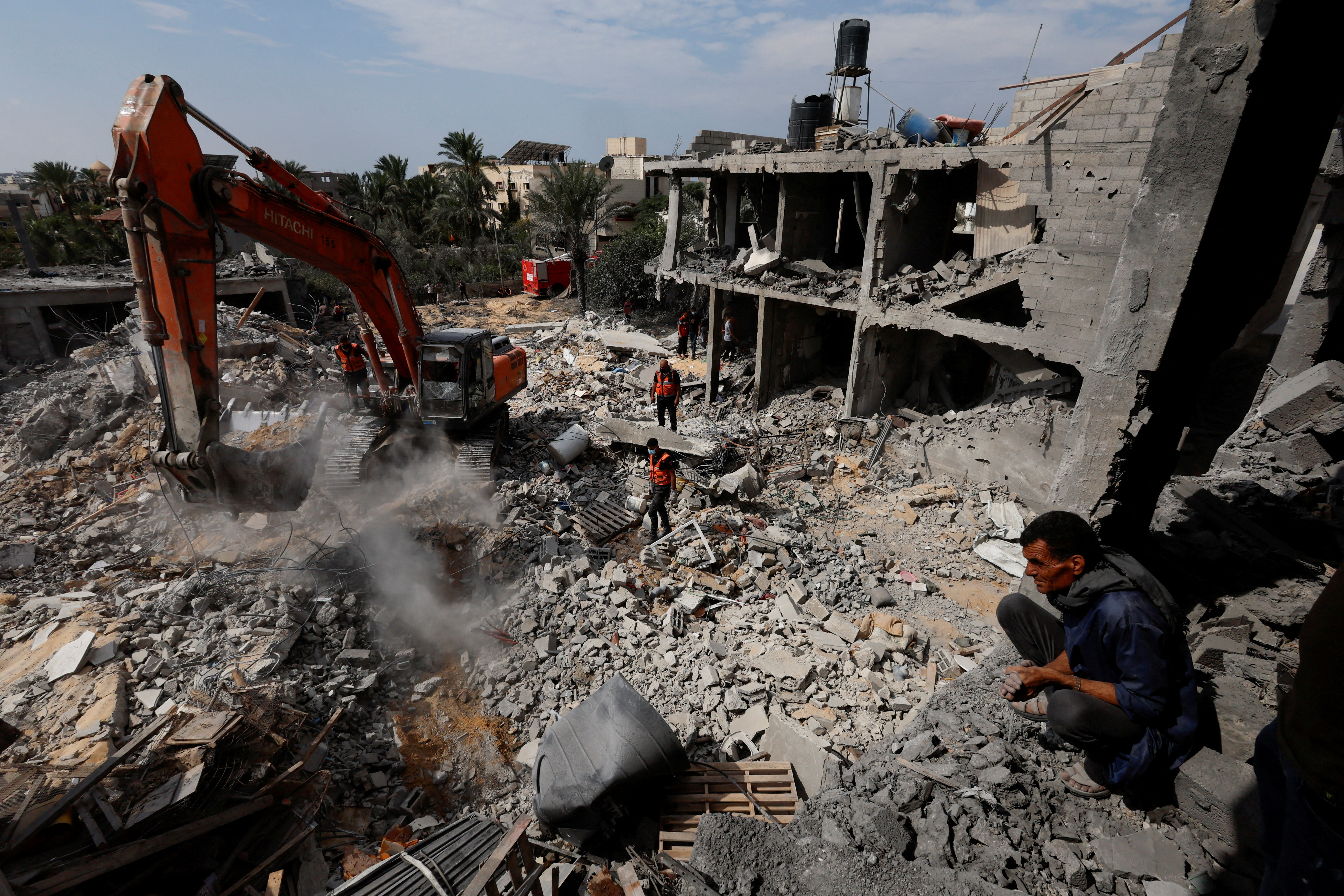 Israel is continuing its aerial bombardment of Gaza. Here, Palestinians search for survivors at the site of a house reduced to rubble in Khan Younis in the south of the region. /Reuters/Mohammed Salem.